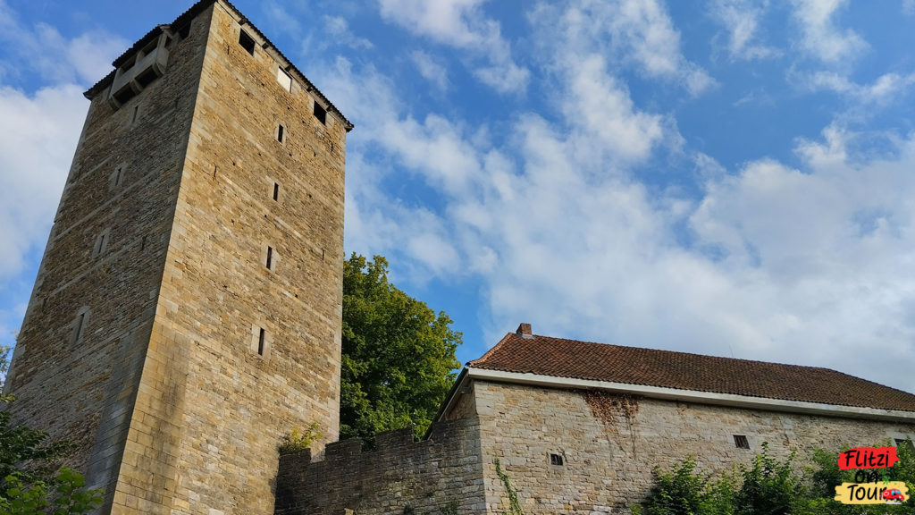 Hauptturm und Burganlage